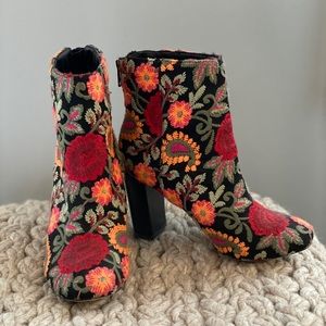 Sole society embroidered booties